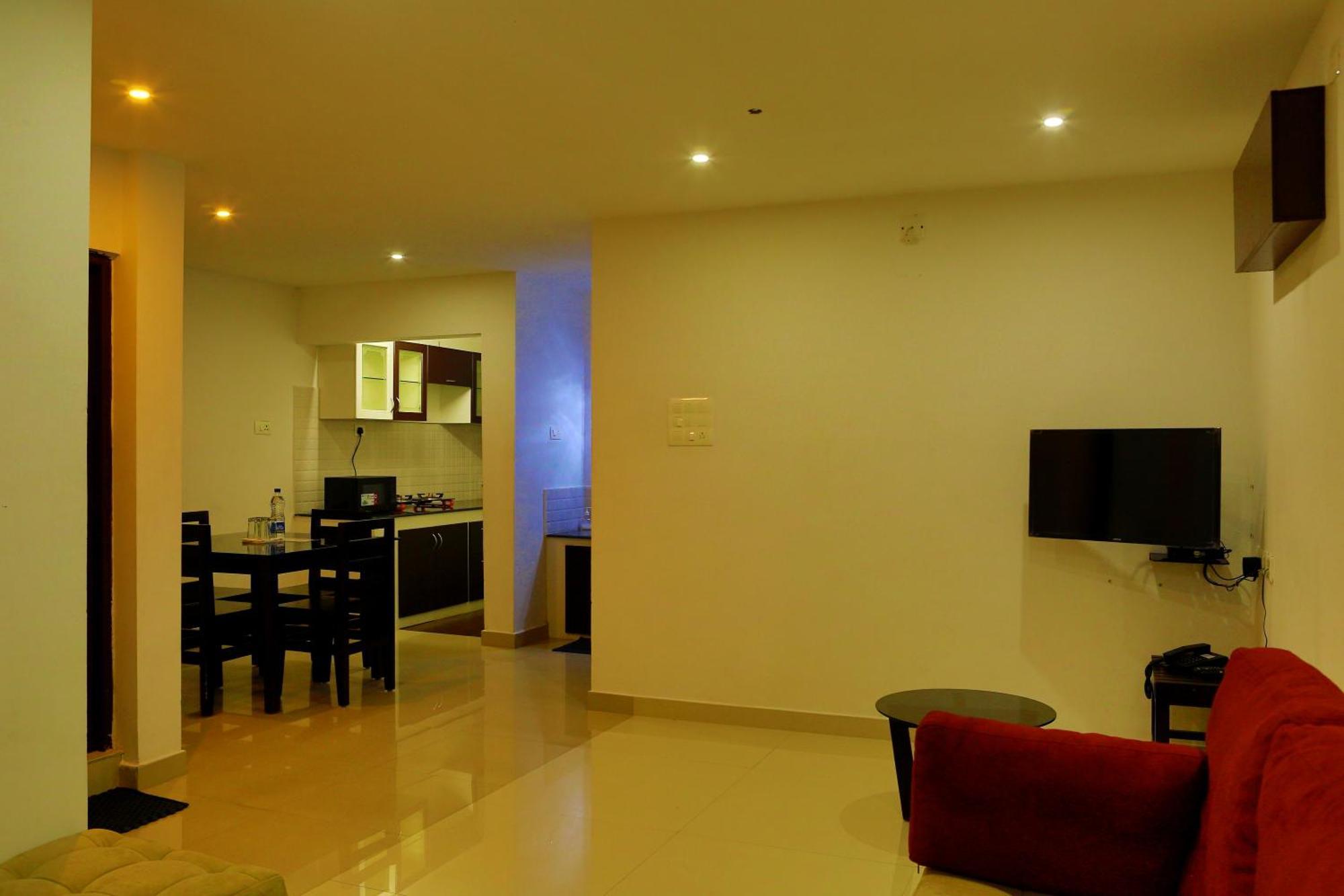 Sara Hotels And Apartments Недумбасери Стая снимка